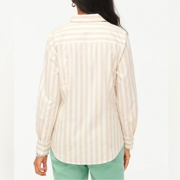 J.Crew Petite Lightweight Cotton-Blend Shirt in Signature Fit Size Petite XS Tan - Picture 2 of 7